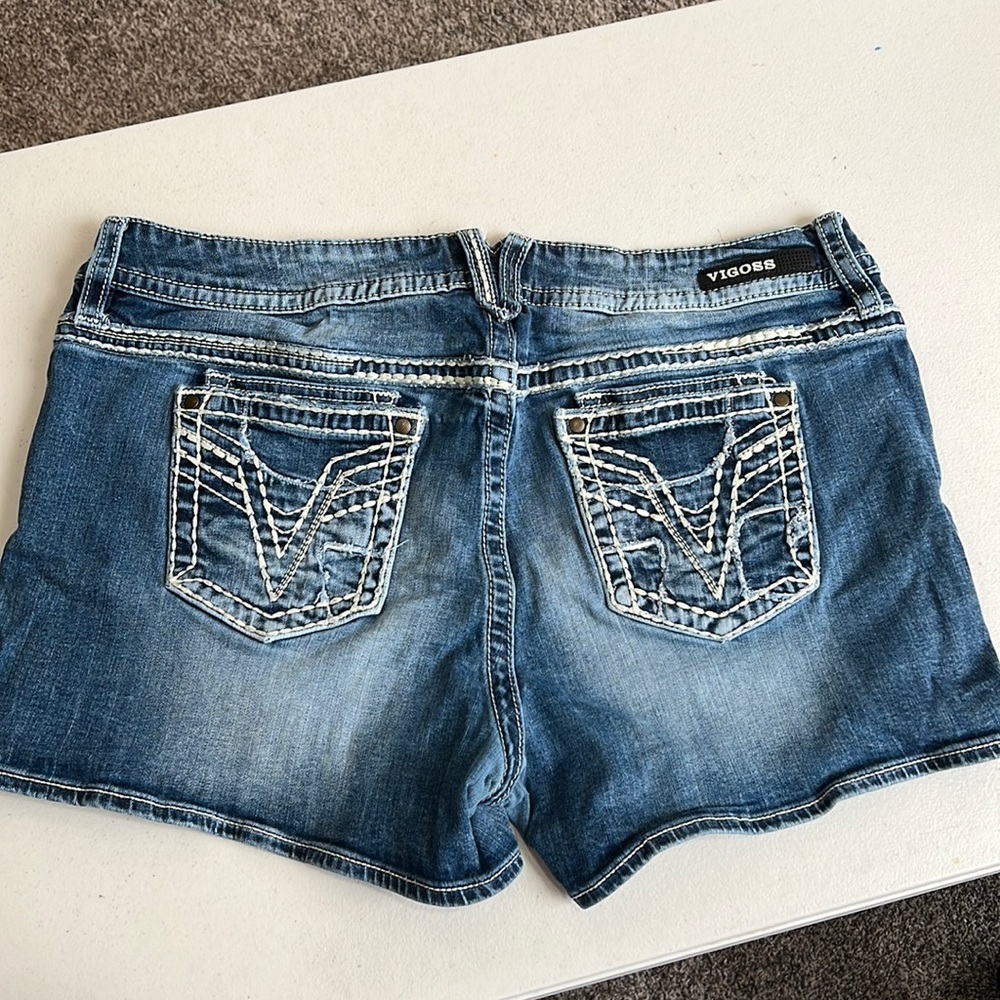 Vigoss Distressed Short